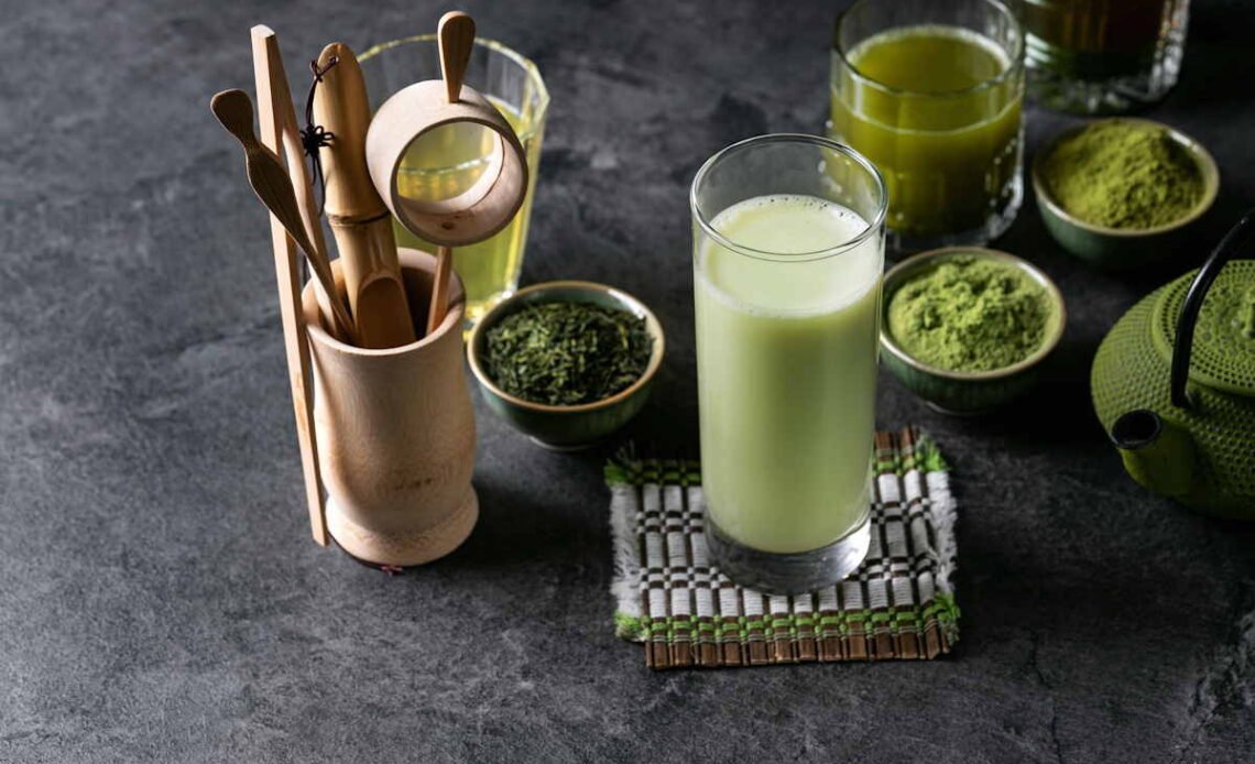 Zielona matcha – wszystko, co warto wiedzieć o tej herbacie