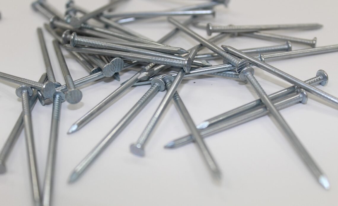 Jakie gwoździe do konstrukcji drewnianych