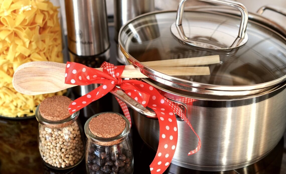 Jaki garnek do gotowania ryżu do sushi